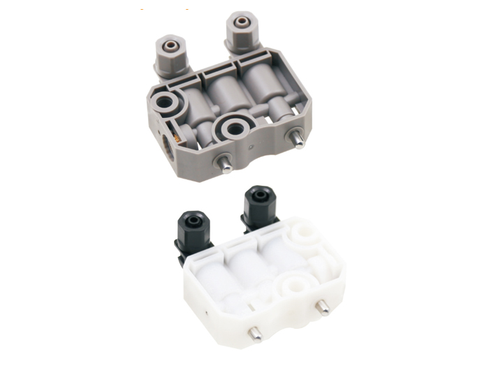 Qctagonal height valve